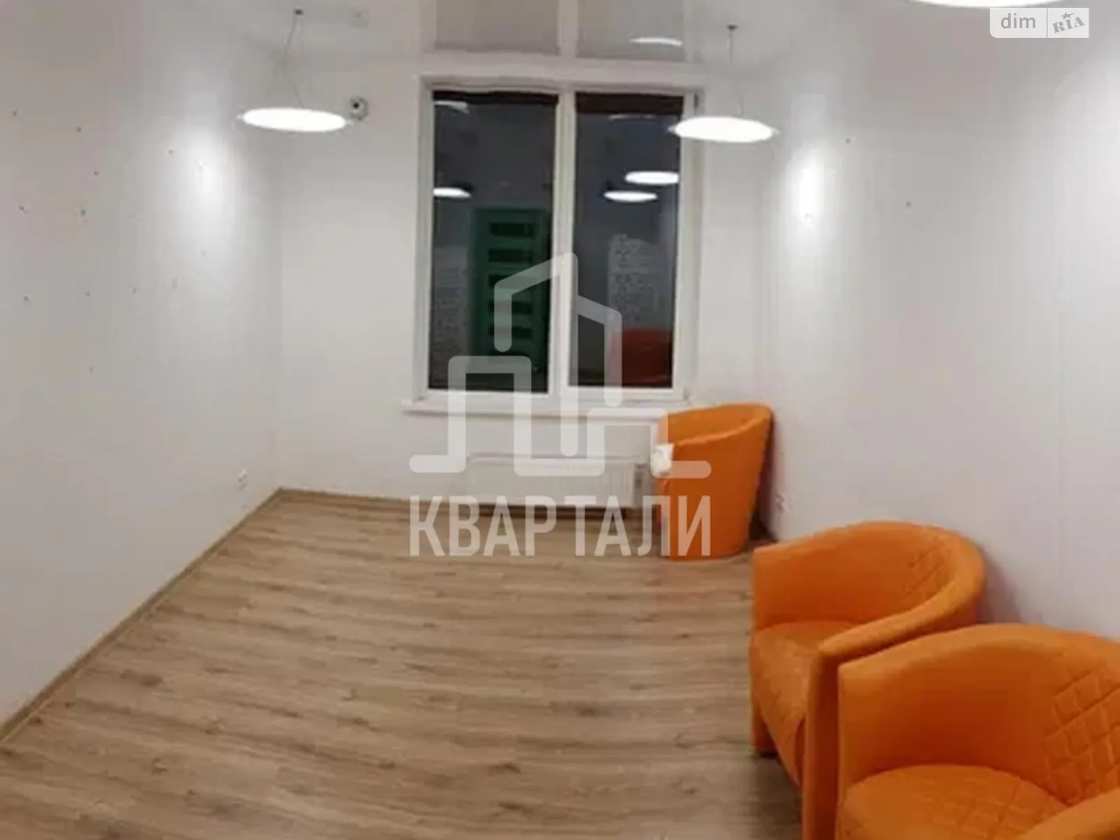 Продается 1-комнатная квартира 53 кв. м в Киеве, ул. Ованеса Туманяна, 1А - фото 1