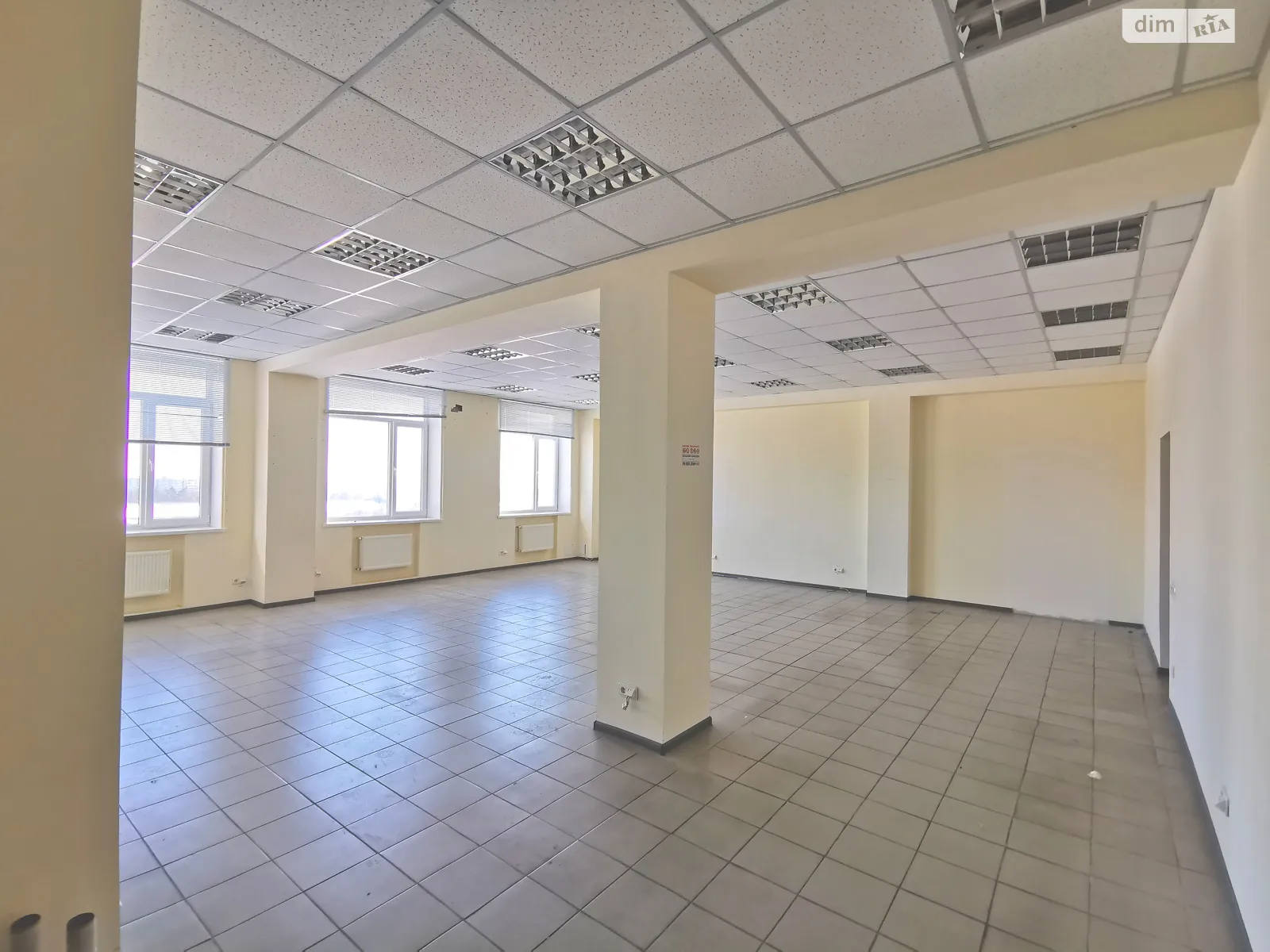 Сдается в аренду офис 200 кв. м в бизнес-центре, цена: 28000 грн - фото 1