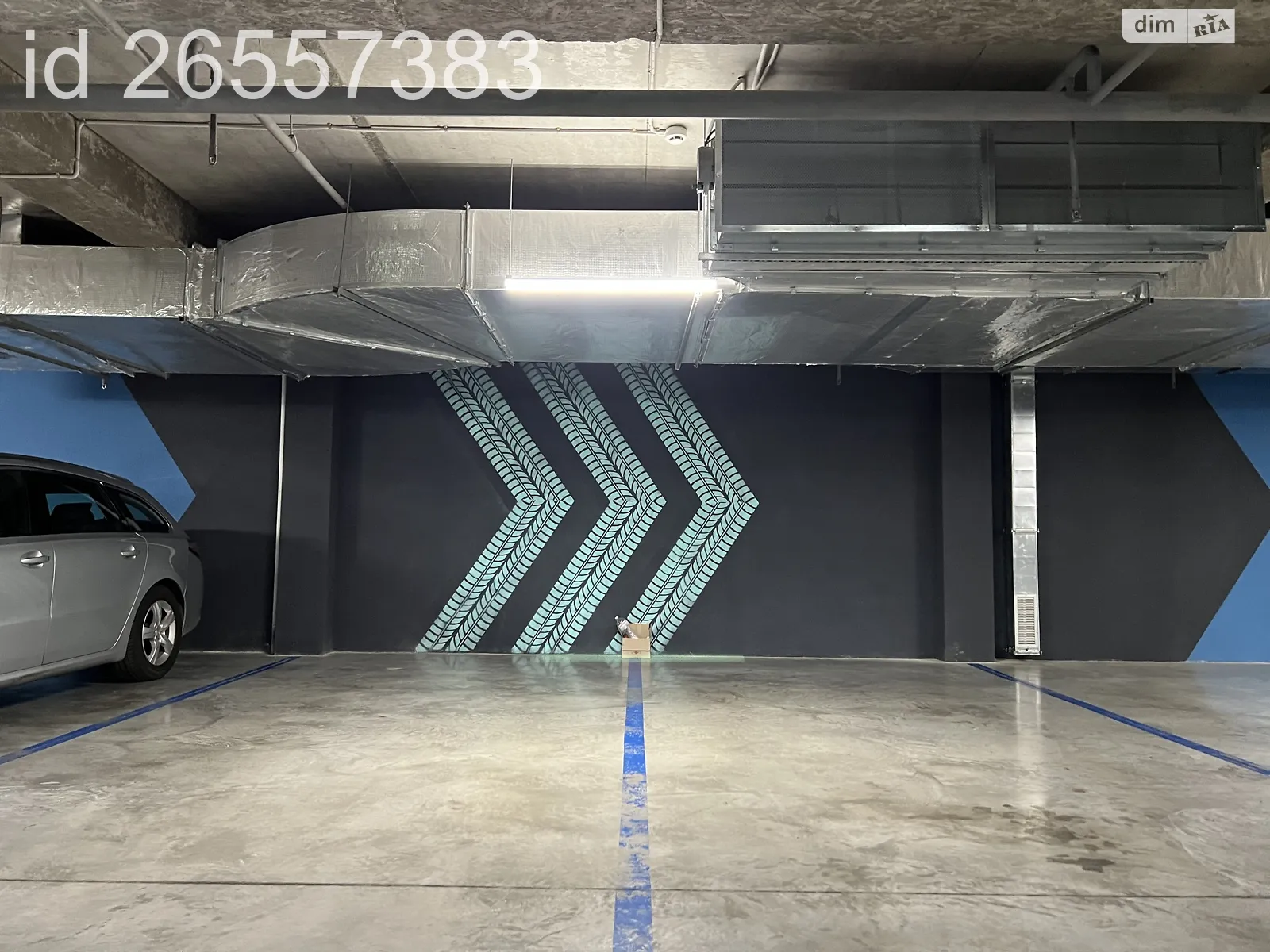 Продается подземный паркинг под легковое авто на 20 кв. м, цена: 19500 $