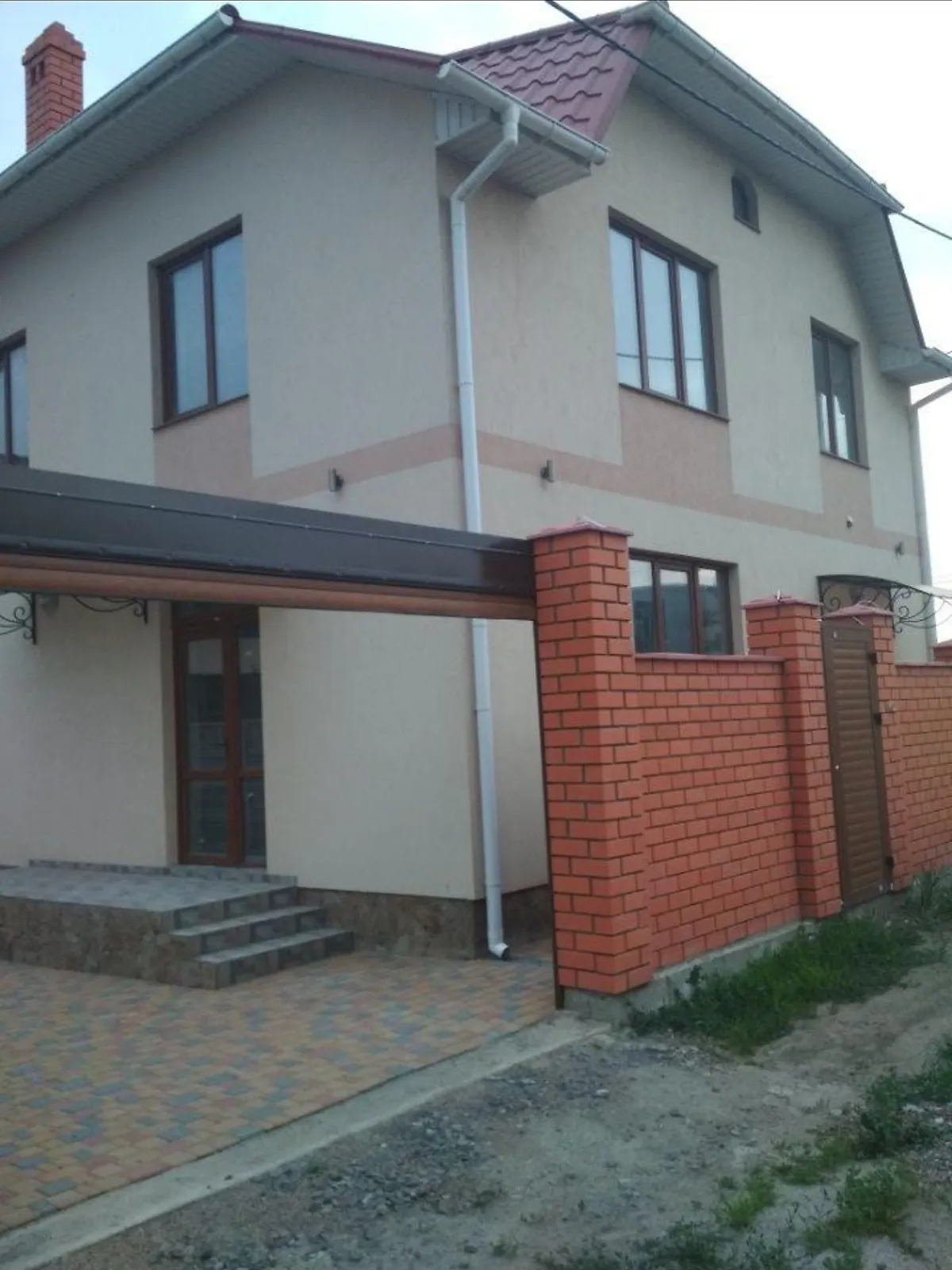 Продається будинок 2 поверховий 117 кв. м з гаражем, цена: 115000 $