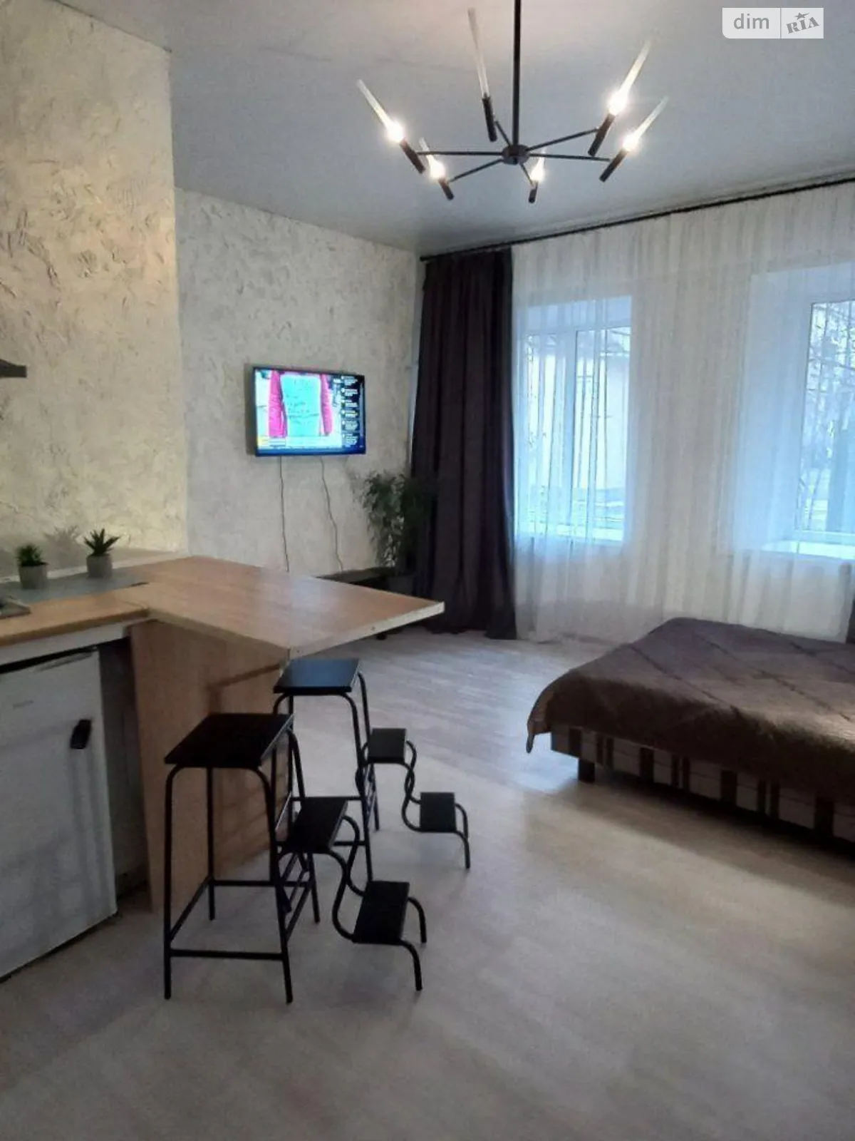 Продается 1-комнатная квартира 25 кв. м в Одессе, ул. Базарная - фото 1