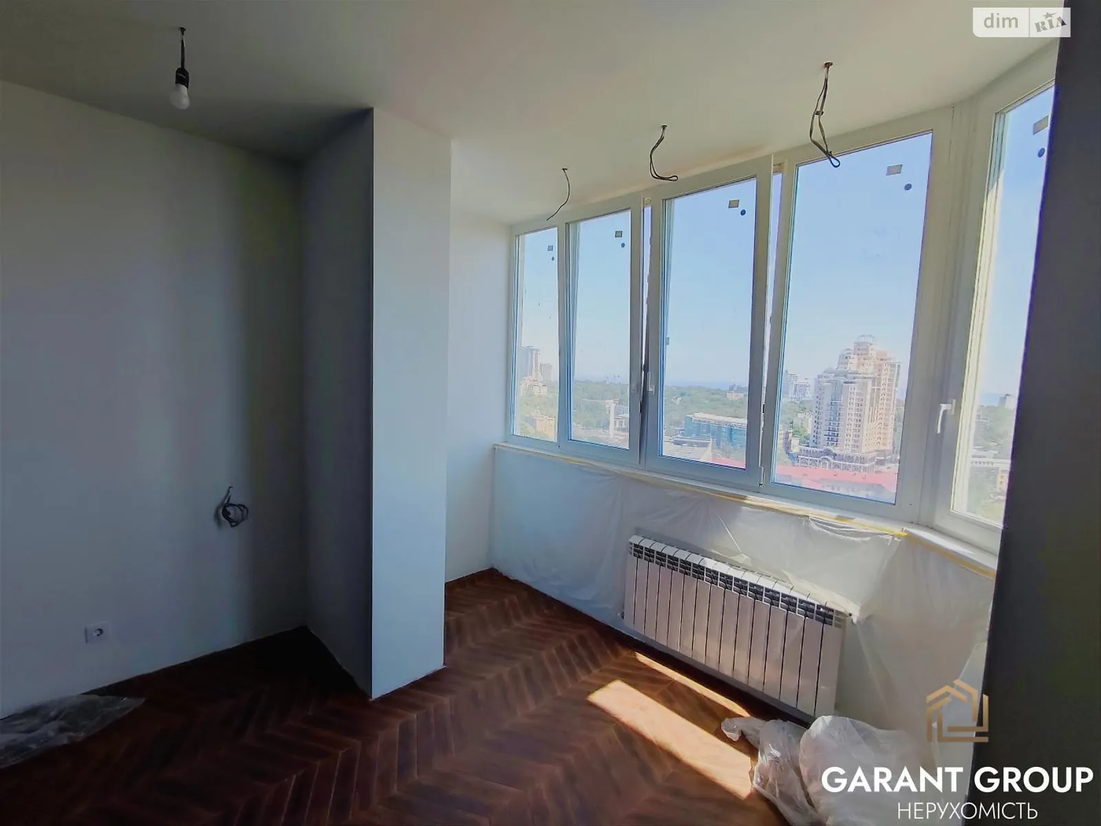 Продается 1-комнатная квартира 63 кв. м в Одессе, ул. Солнечная