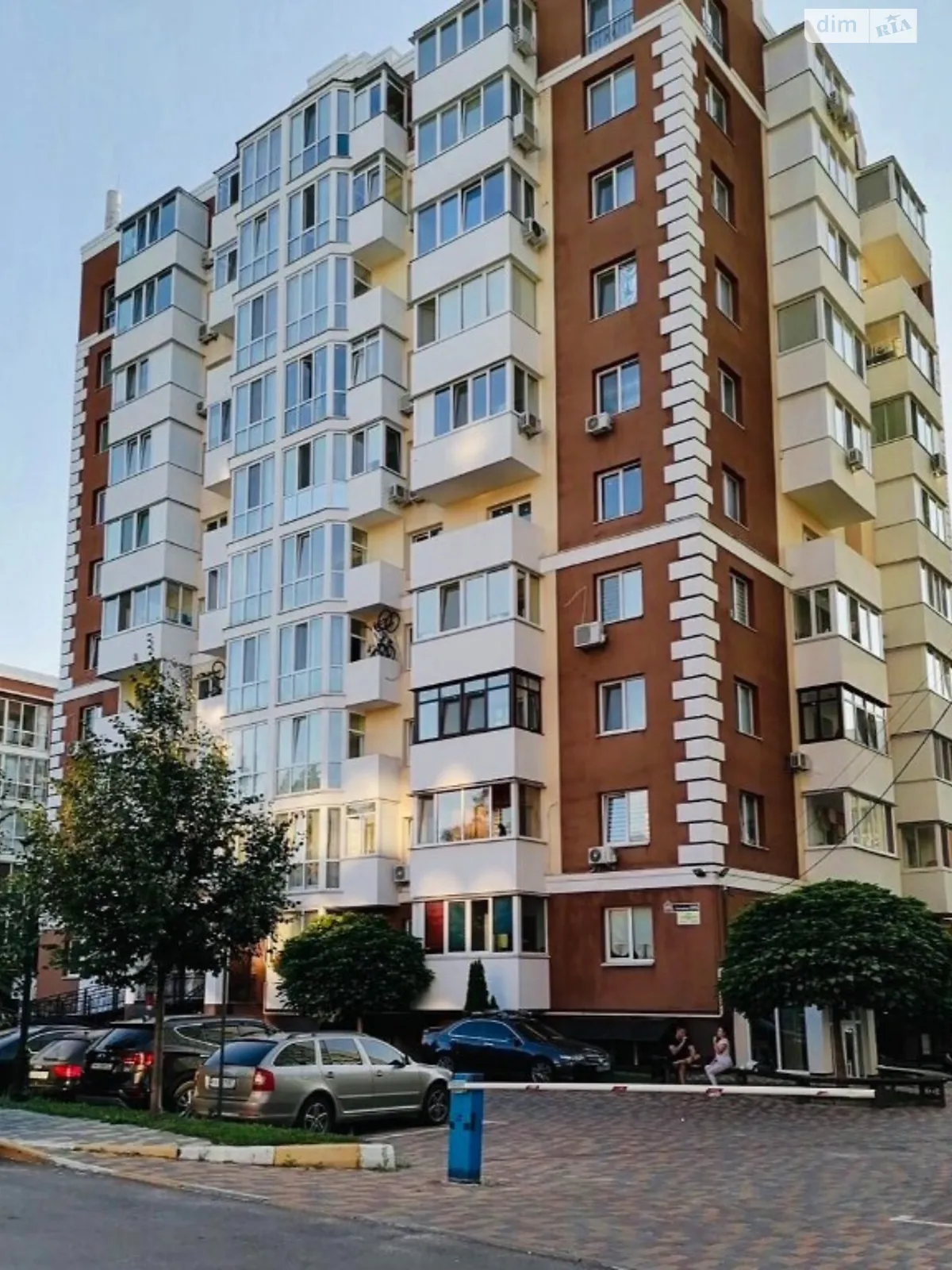 Продается 2-комнатная квартира 61 кв. м в Ирпене, ул. Мечникова, 109