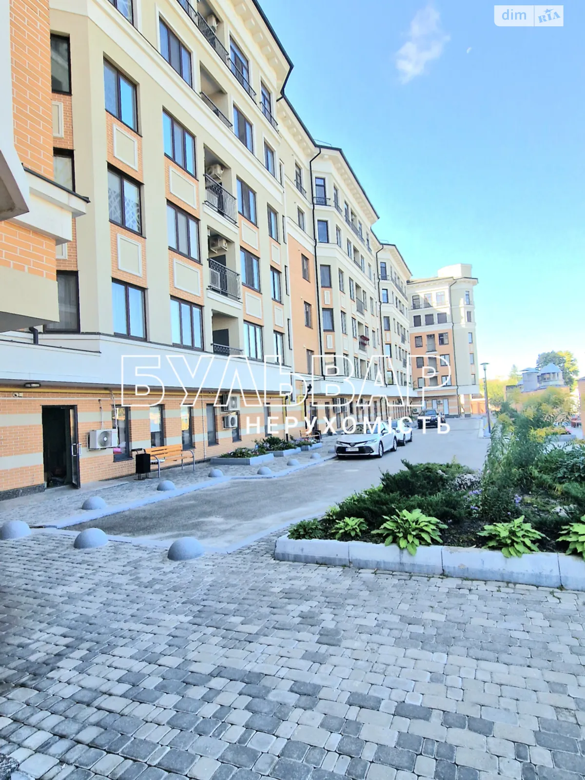 Продается 2-комнатная квартира 81 кв. м в Харькове, ул. Бакулина, 33