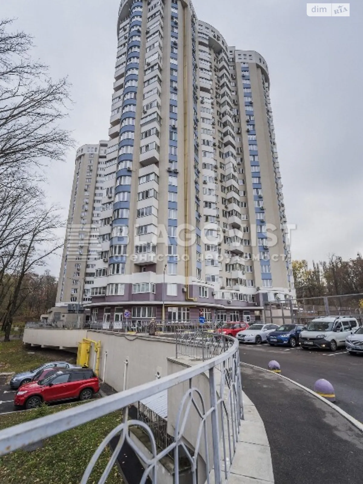 Продается 3-комнатная квартира 98 кв. м в Киеве, ул. Рижская, 73 - фото 1