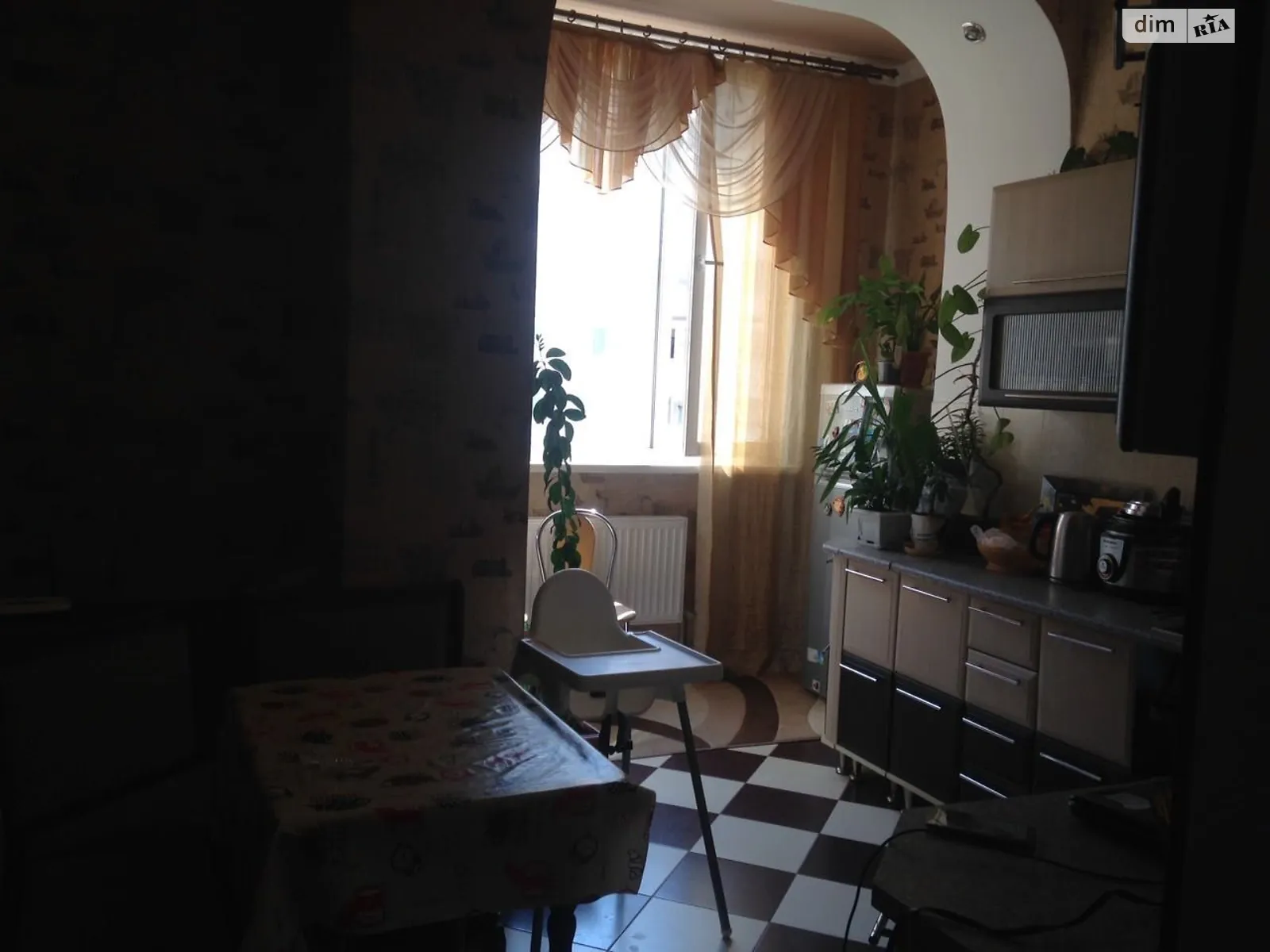 Продается 2-комнатная квартира 65 кв. м в Одессе, ул. Михаила Грушевского