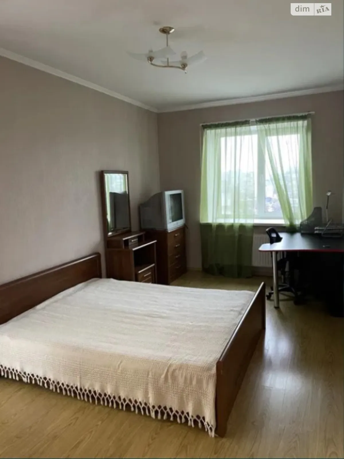 Продается 2-комнатная квартира 77 кв. м в Одессе, ул. Мечникова