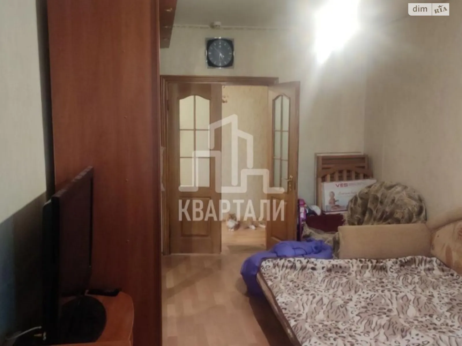 Продается 3-комнатная квартира 91 кв. м в Киеве, ул. Милославская, 4