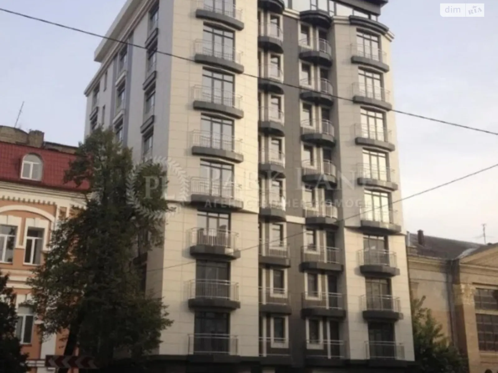 Продається 3-кімнатна квартира 180 кв. м у Києві, вул. Тарасівська, 9В - фото 1