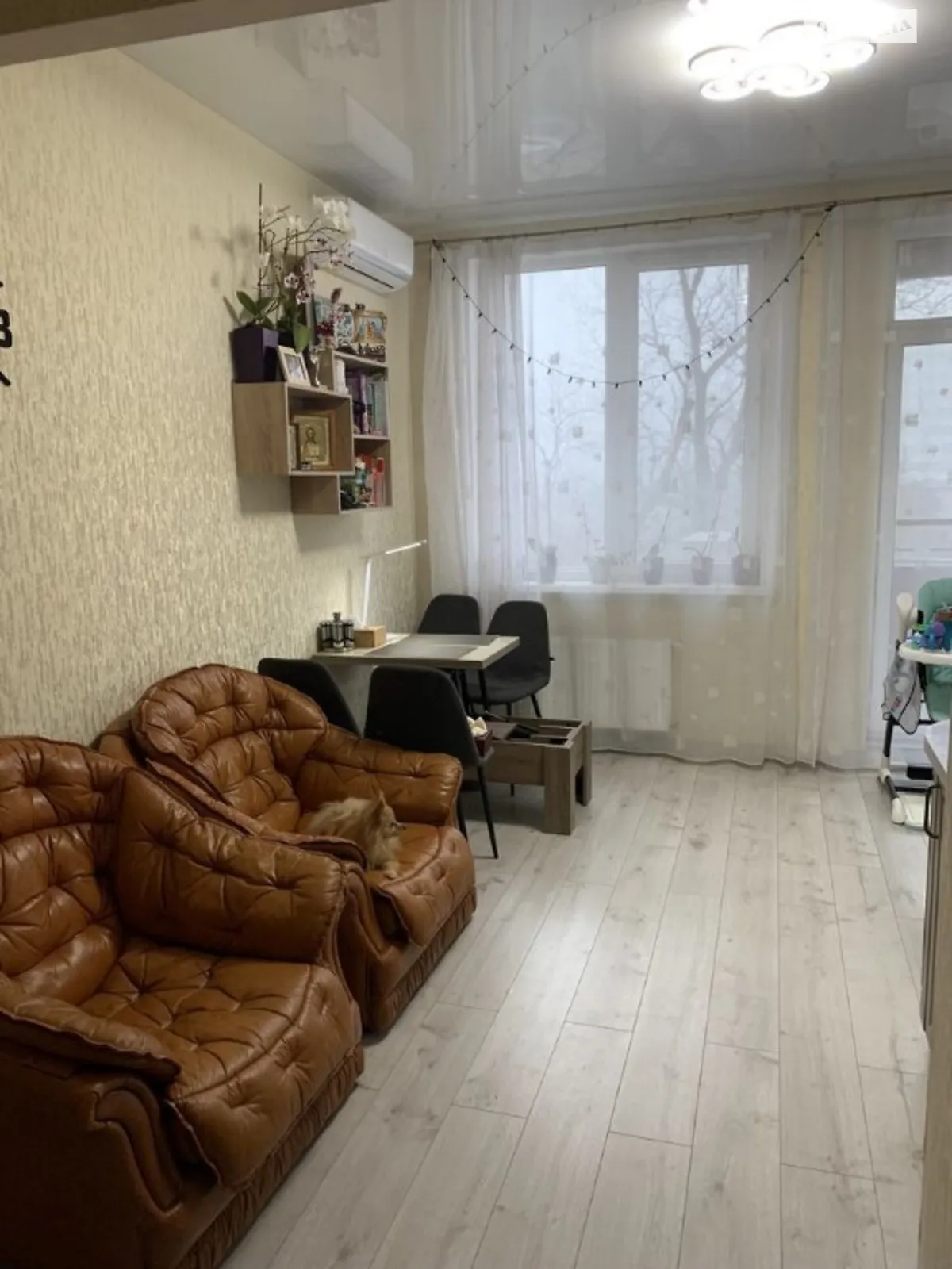 Продается 1-комнатная квартира 52 кв. м в Одессе, ул. Люстдорфская дорога, 55