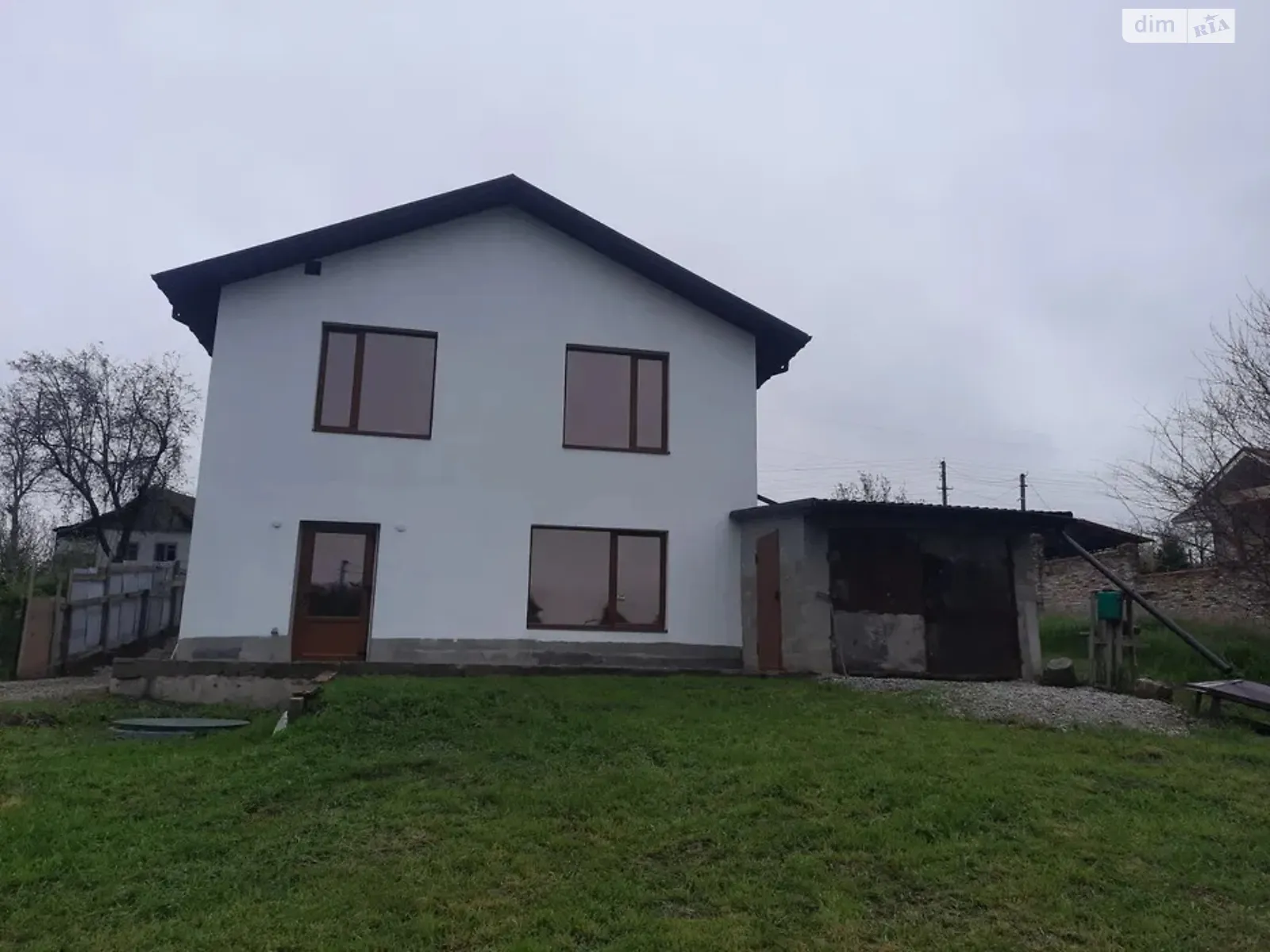 Продается дом на 2 этажа 175 кв. м с камином, цена: 115000 $ - фото 1