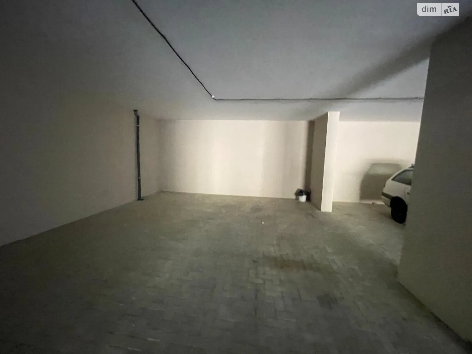 Продается подземный паркинг под легковое авто на 19.03 кв. м - фото 2