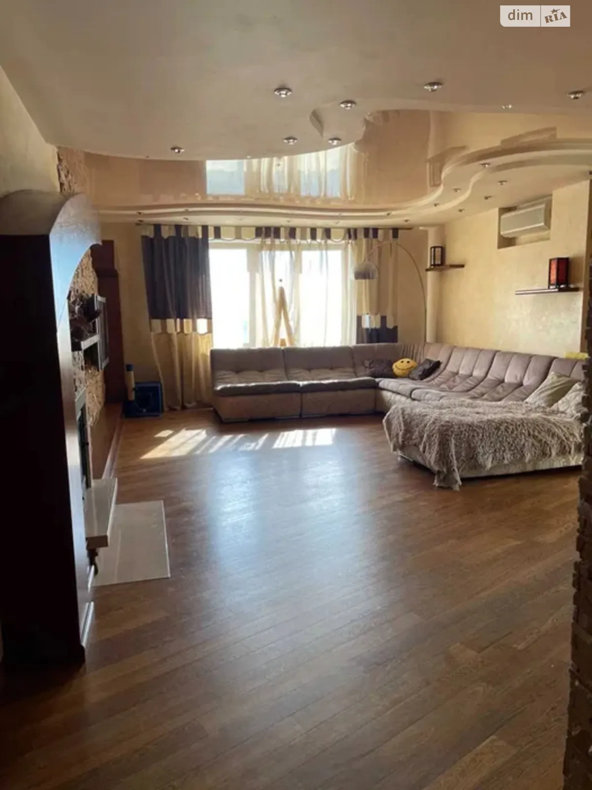 Продается 5-комнатная квартира 175 кв. м в Киеве, ул. Якуба Коласа - фото 1