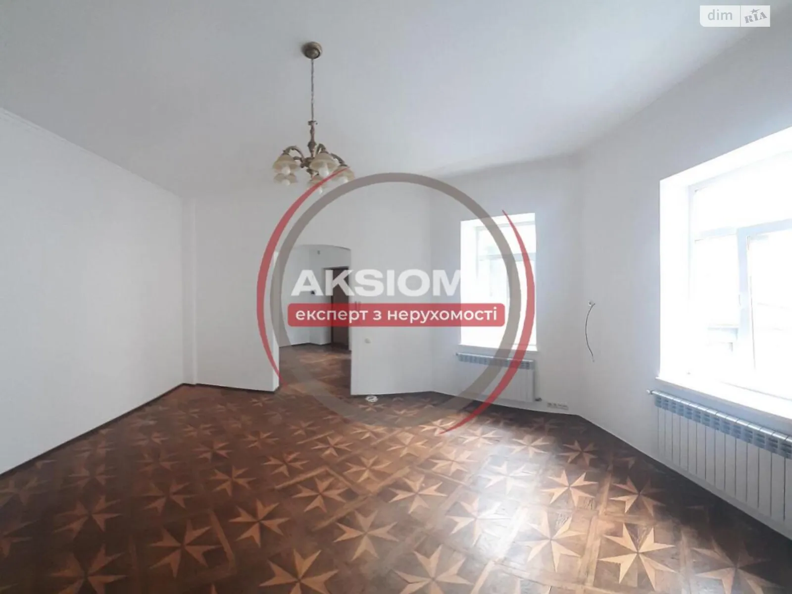 Сдается в аренду офис 58 кв. м в бизнес-центре, цена: 390 € - фото 1