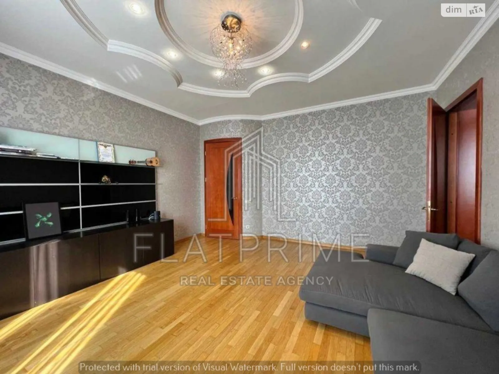 Продается 3-комнатная квартира 88 кв. м в Киеве, ул. Юрия Ильенко, 12