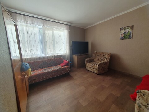 Продается 1-комнатная квартира 24.8 кв. м в Житомире, ул. Довженко
