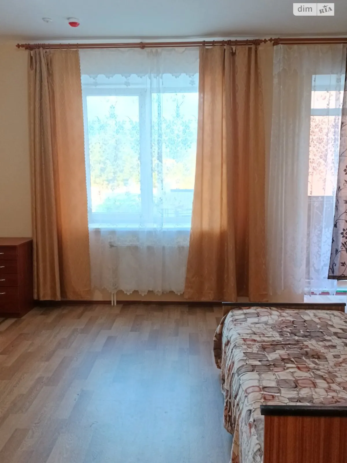 Продается 1-комнатная квартира 35 кв. м в Черноморске - фото 3