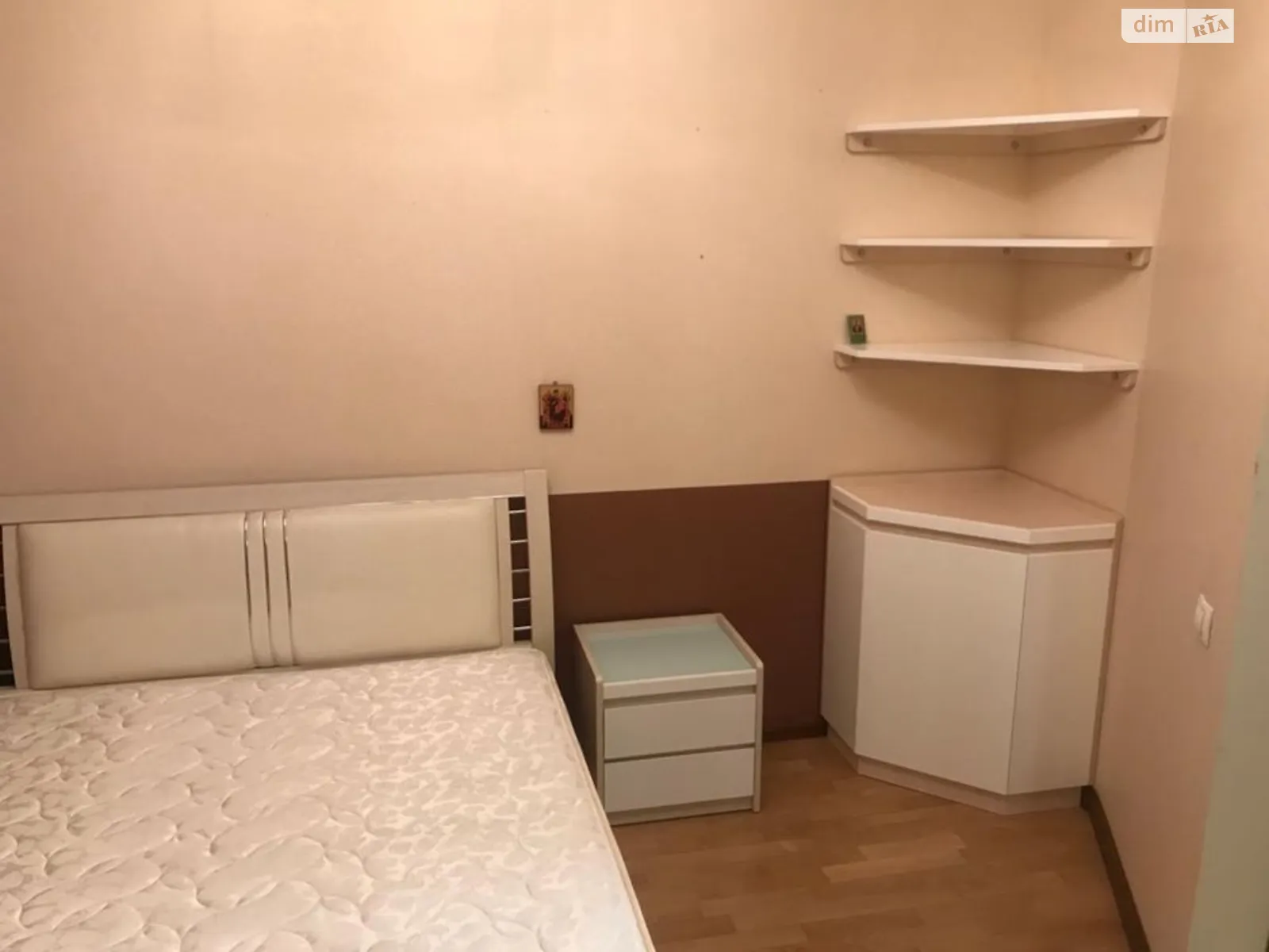 Сдается в аренду 3-комнатная квартира 100 кв. м в Харькове