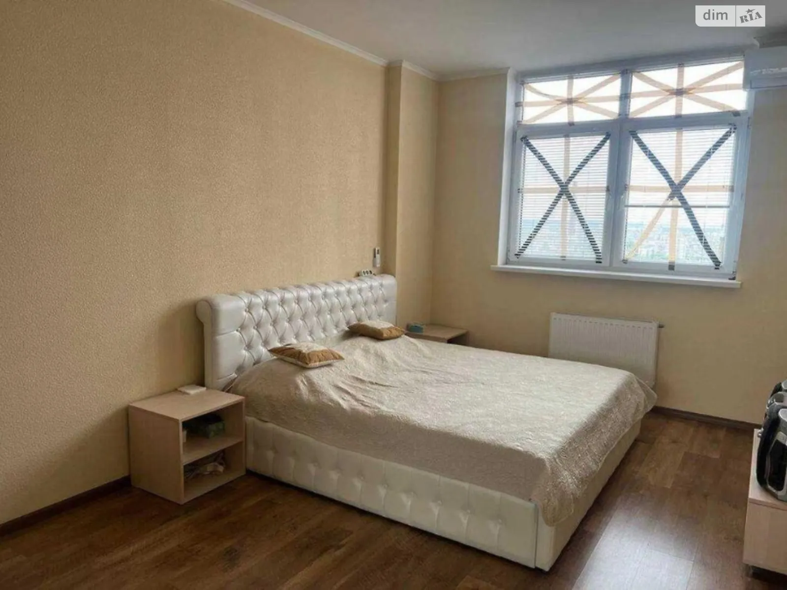 Продается 2-комнатная квартира 68 кв. м в Киеве, ул. Семьи Кульженков, 33 - фото 1
