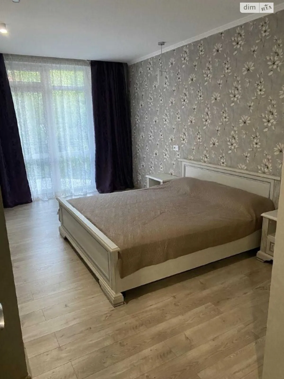 Здається в оренду 2-кімнатна квартира 67 кв. м у Львові, цена: 500 $