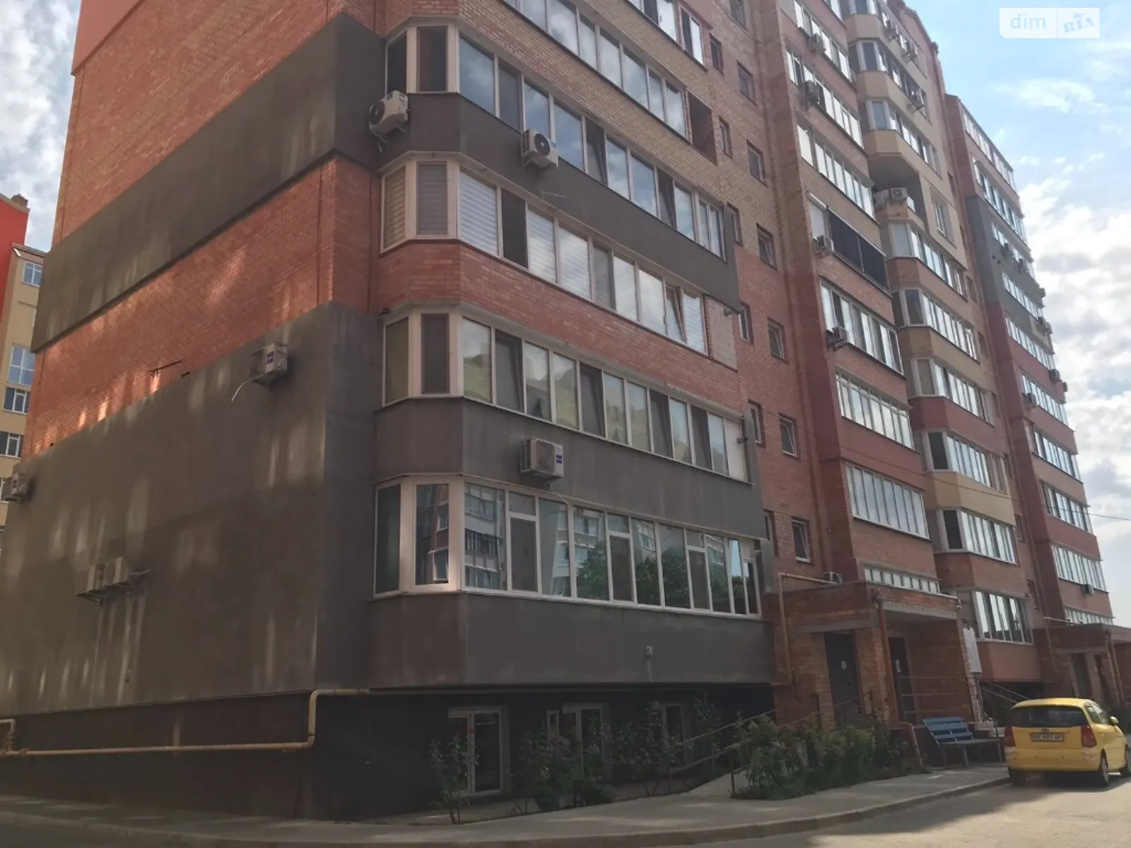 Продається 1-кімнатна квартира 69.6 кв. м у Миколаєві, вул. 6-а Слобідська, 81Л - фото 1