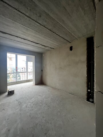 Продается 2-комнатная квартира 65 кв. м в Ивано-Франковске, ул. Княгинин