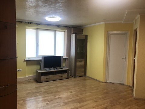 Сдается в аренду 3-комнатная квартира 75 кв. м в Ужгороде, ул. Франко Ивана