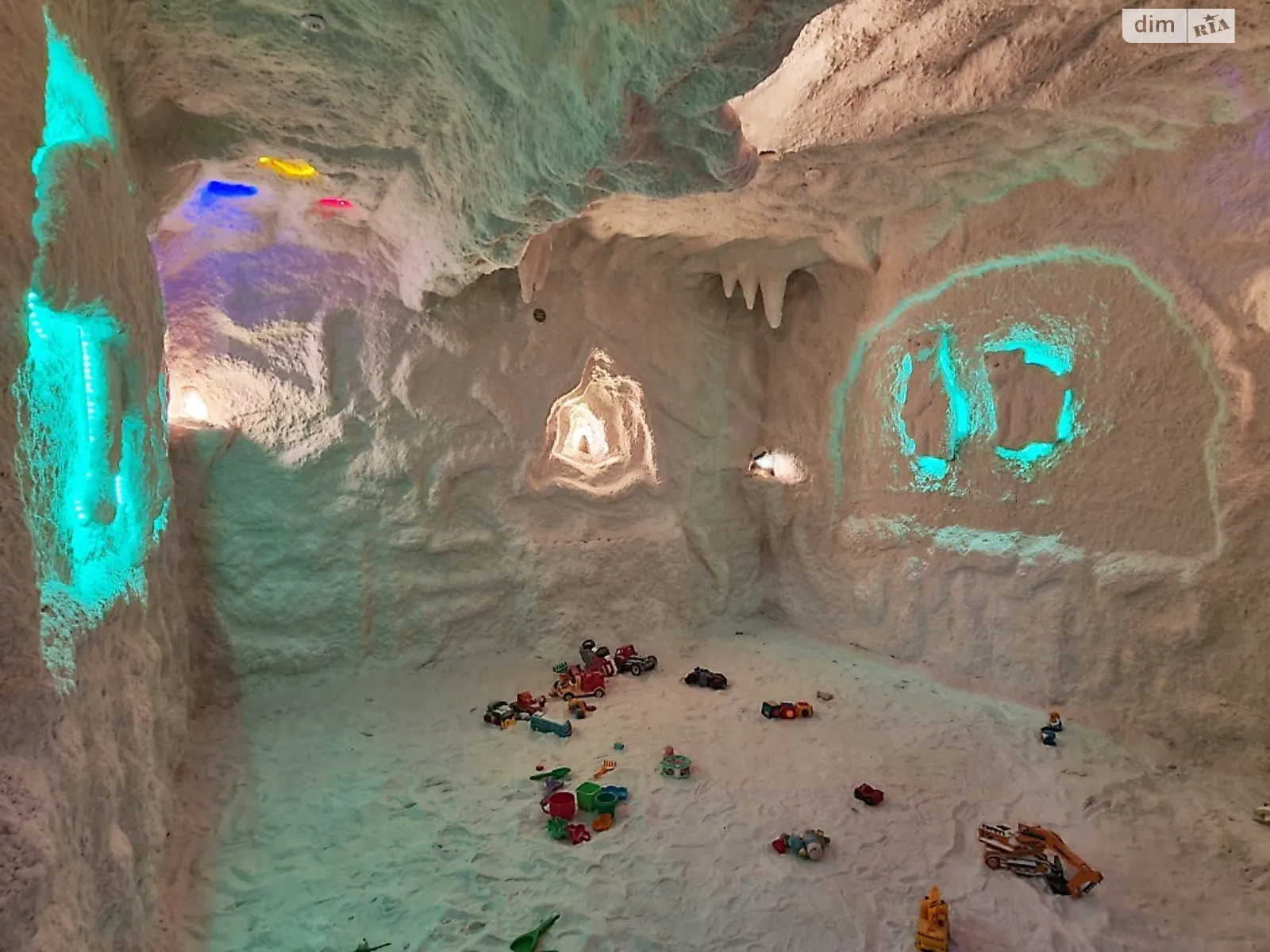 Продается помещения свободного назначения 93.9 кв. м в 2-этажном здании, цена: 67000 $ - фото 1