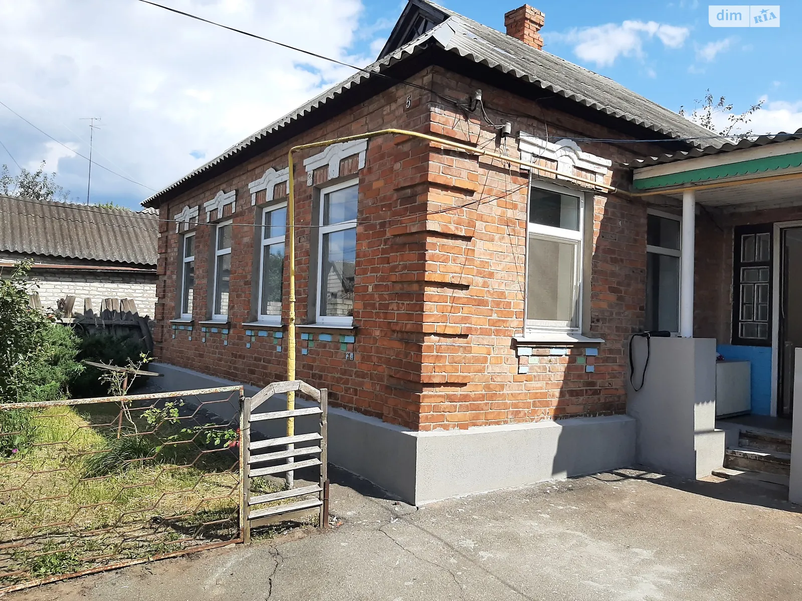 Продається одноповерховий будинок 75 кв. м з гаражем, цена: 39500 $