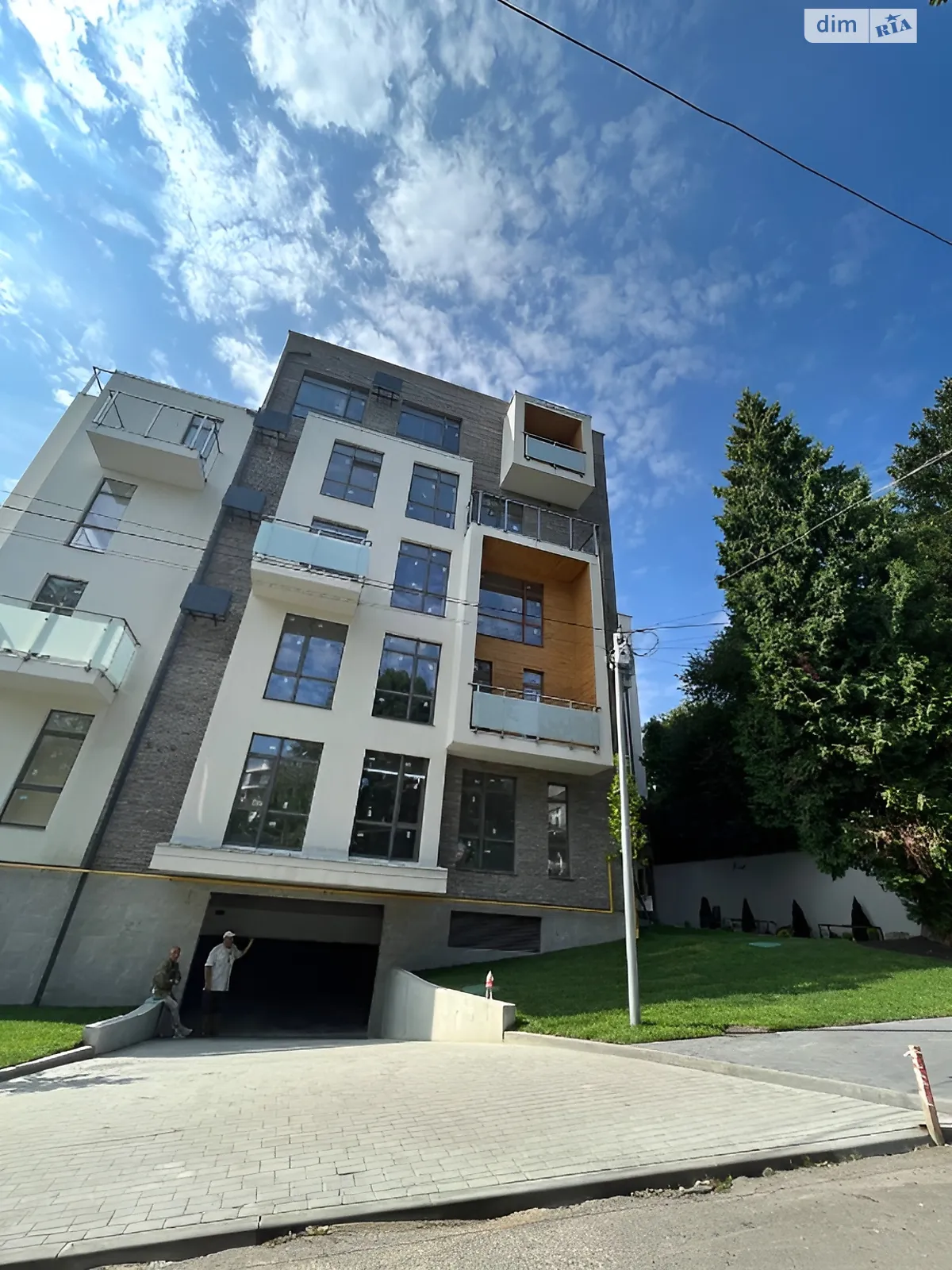Продается 2-комнатная квартира 104 кв. м в Львове - фото 2
