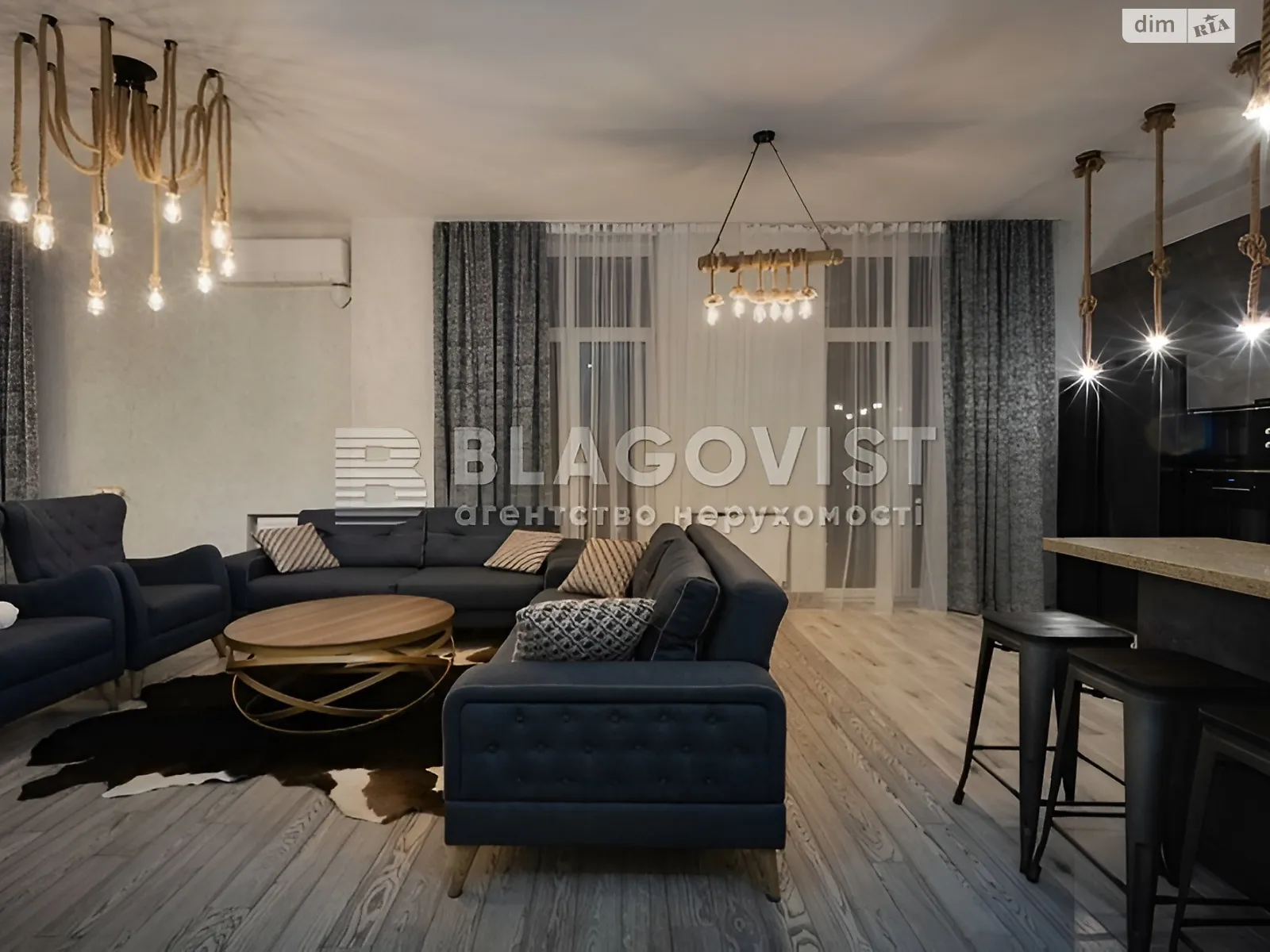 Продается 4-комнатная квартира 160 кв. м в Киеве, ул. Загоровская(Багговутовская), 1В - фото 1