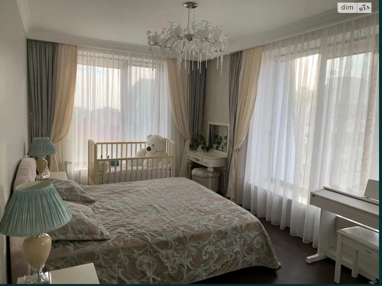 Продается 2-комнатная квартира 70 кв. м в Одессе, ул. Таирова - фото 1