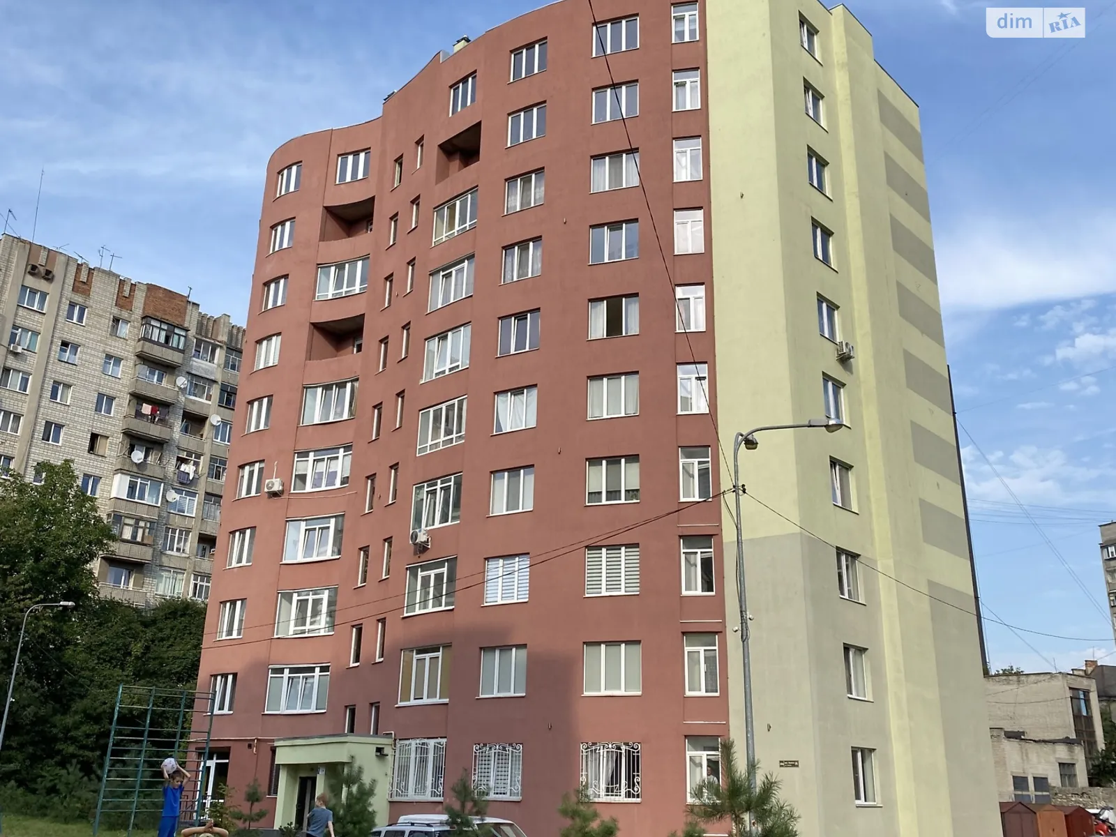 Продається 2-кімнатна квартира 82 кв. м у Львові, вул. Яцкова Михайла, 20Б