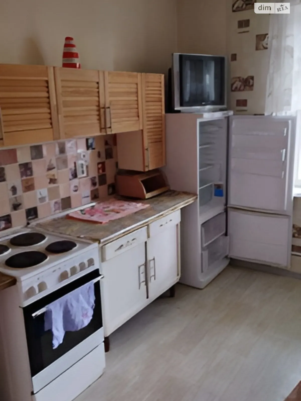 Продается 2-комнатная квартира 55 кв. м в Одессе, просп. Добровольского