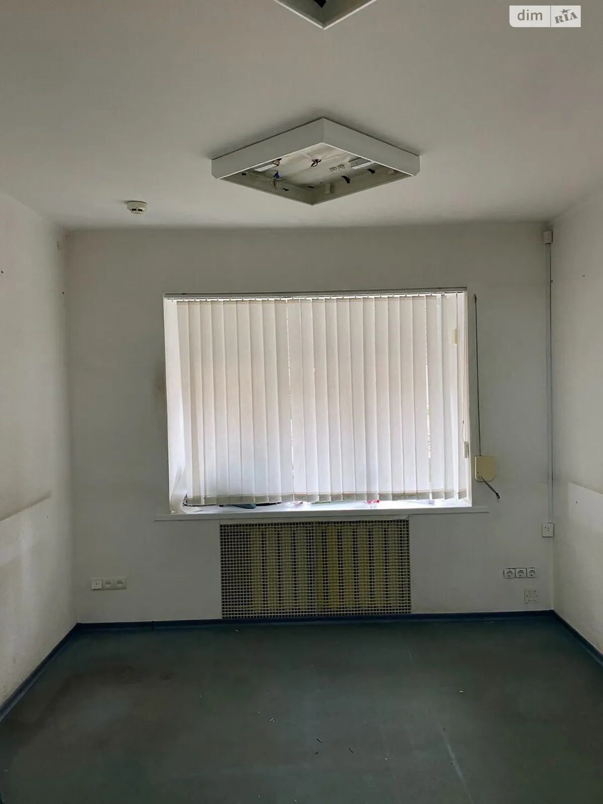 Продается объект сферы услуг 57 кв. м в 4-этажном здании, цена: 34000 $ - фото 1