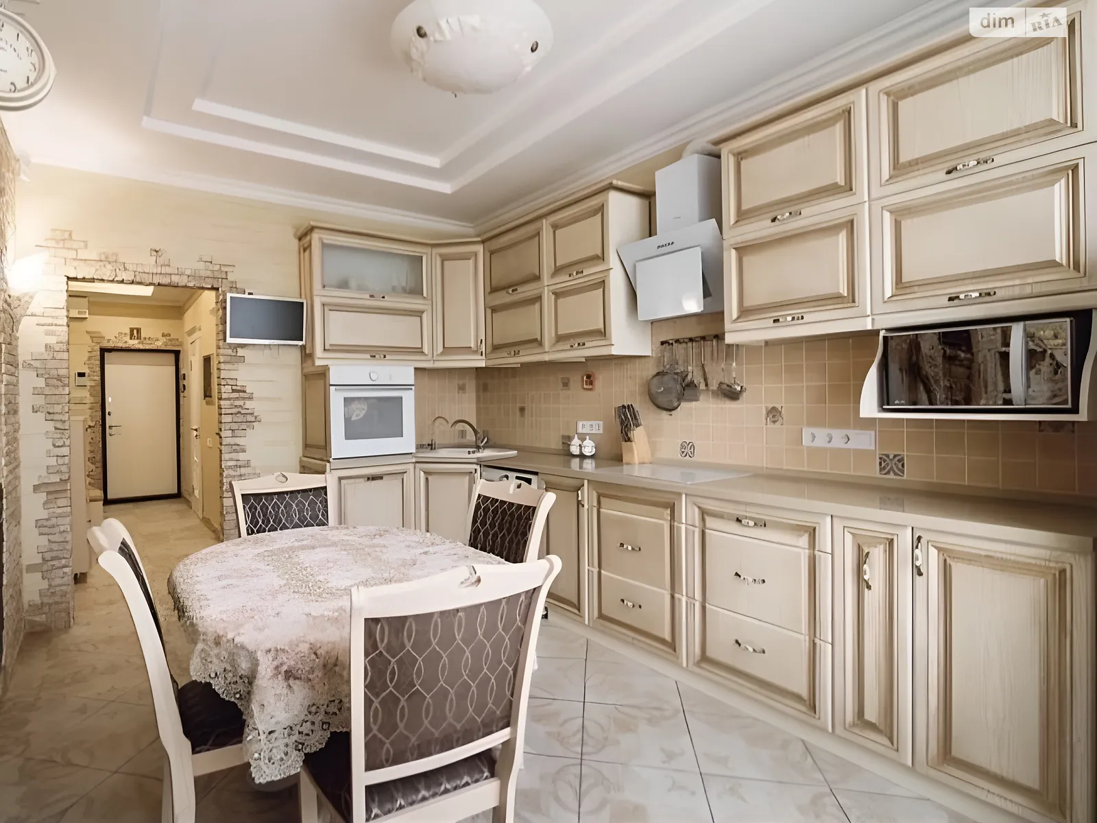 Продается 2-комнатная квартира 90 кв. м в Одессе, пер. Аркадиевский