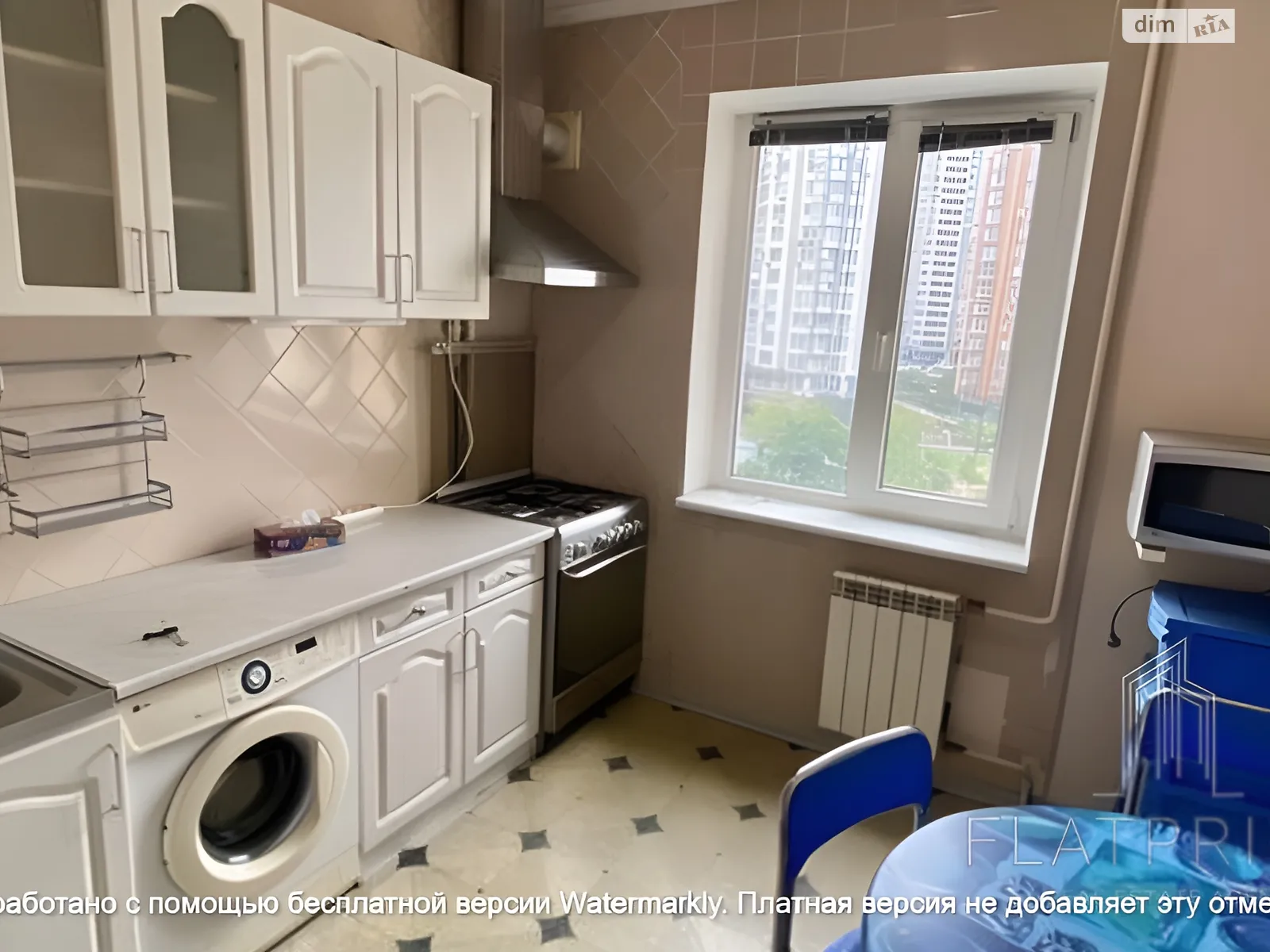 Продается 3-комнатная квартира 70 кв. м в Киеве, ул. Срибнокильская, 23А - фото 1