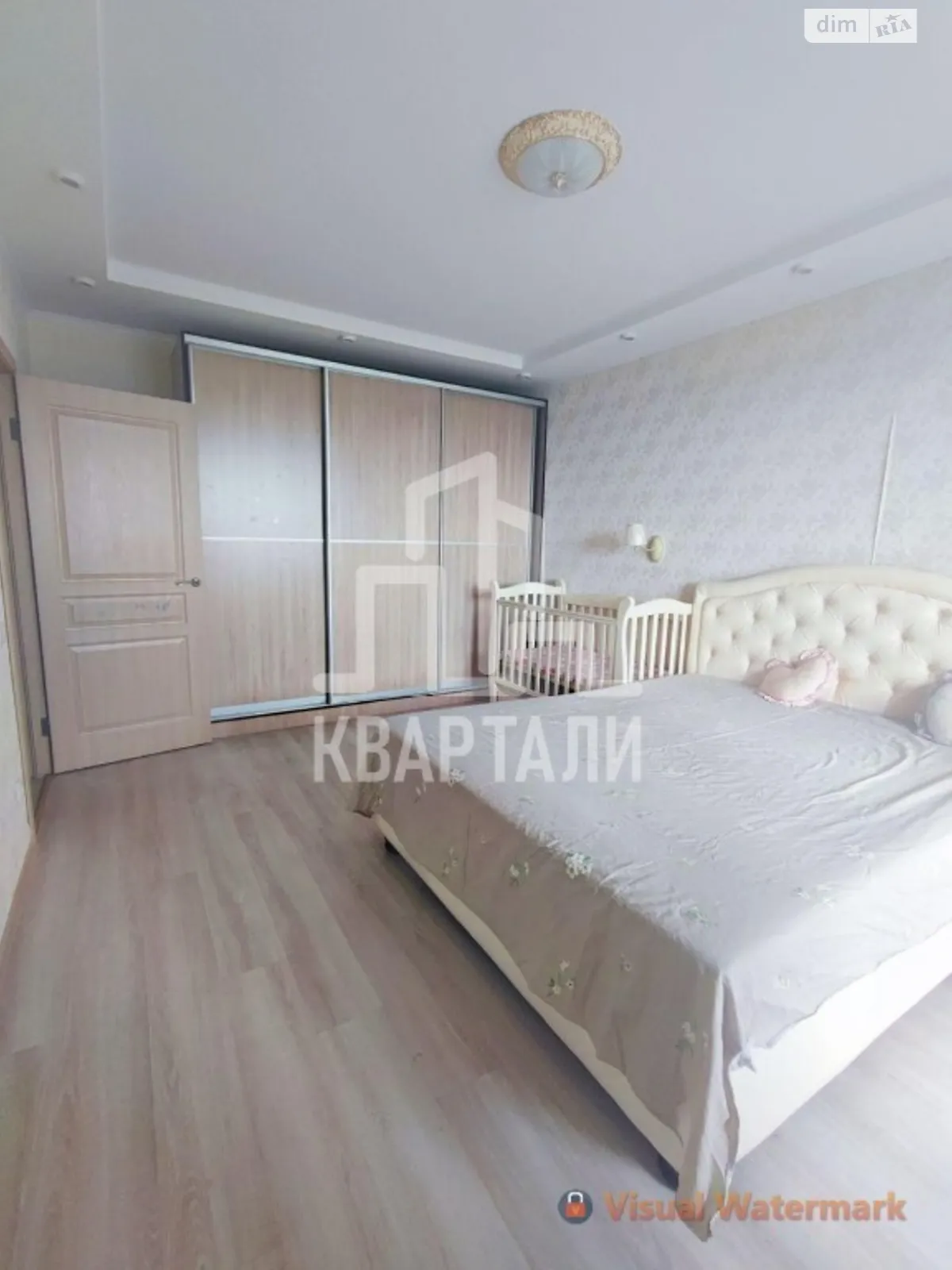 Продается 2-комнатная квартира 72 кв. м в Киеве, цена: 103000 $