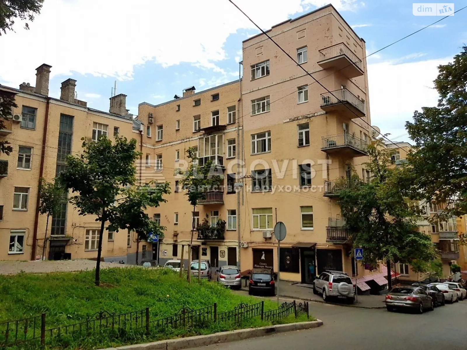 Продается 3-комнатная квартира 70 кв. м в Киеве, ул. Костельная, 6 - фото 1