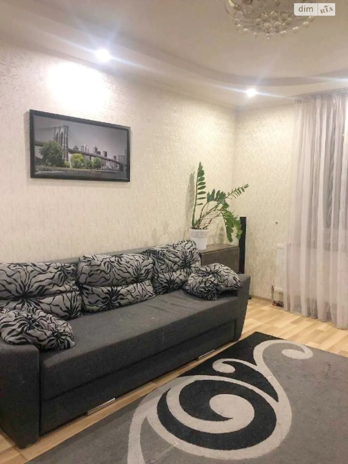 Продается 3-комнатная квартира 70.6 кв. м в Днепре, ул. Дмитрия Кедрина - фото 1