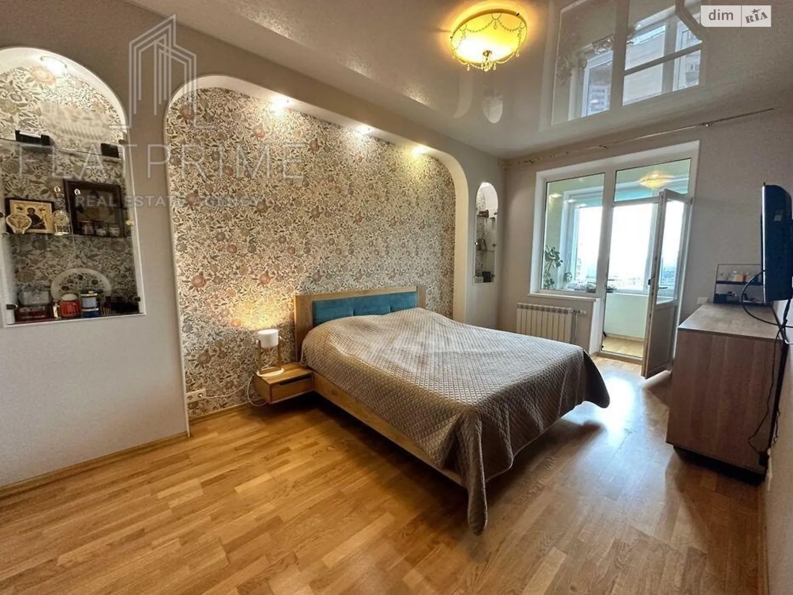 Продается 2-комнатная квартира 91 кв. м в Киеве, ул. Срибнокильская, 2А - фото 1
