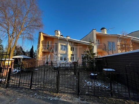 Продається одноповерховий будинок 118 кв. м з садом, цена: 137000 $