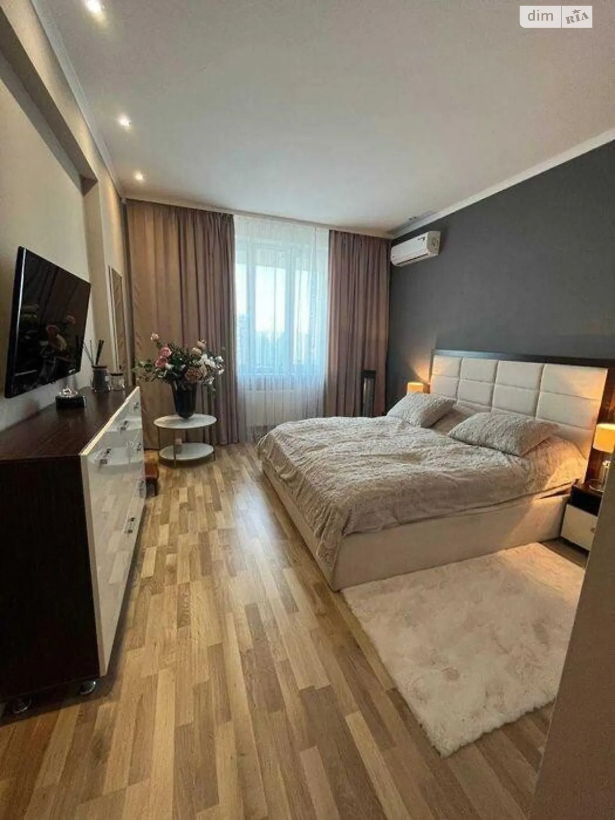 Продается 2-комнатная квартира 85 кв. м в Киеве - фото 2