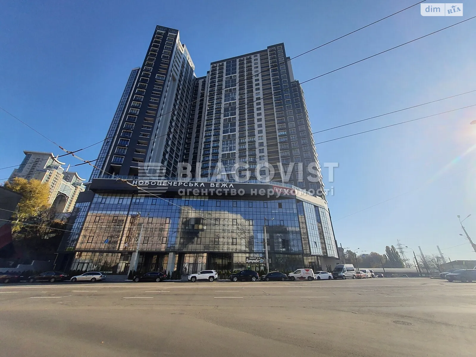 Продается 1-комнатная квартира 45 кв. м в Киеве, ул. Михаила Бойчука, 41Б