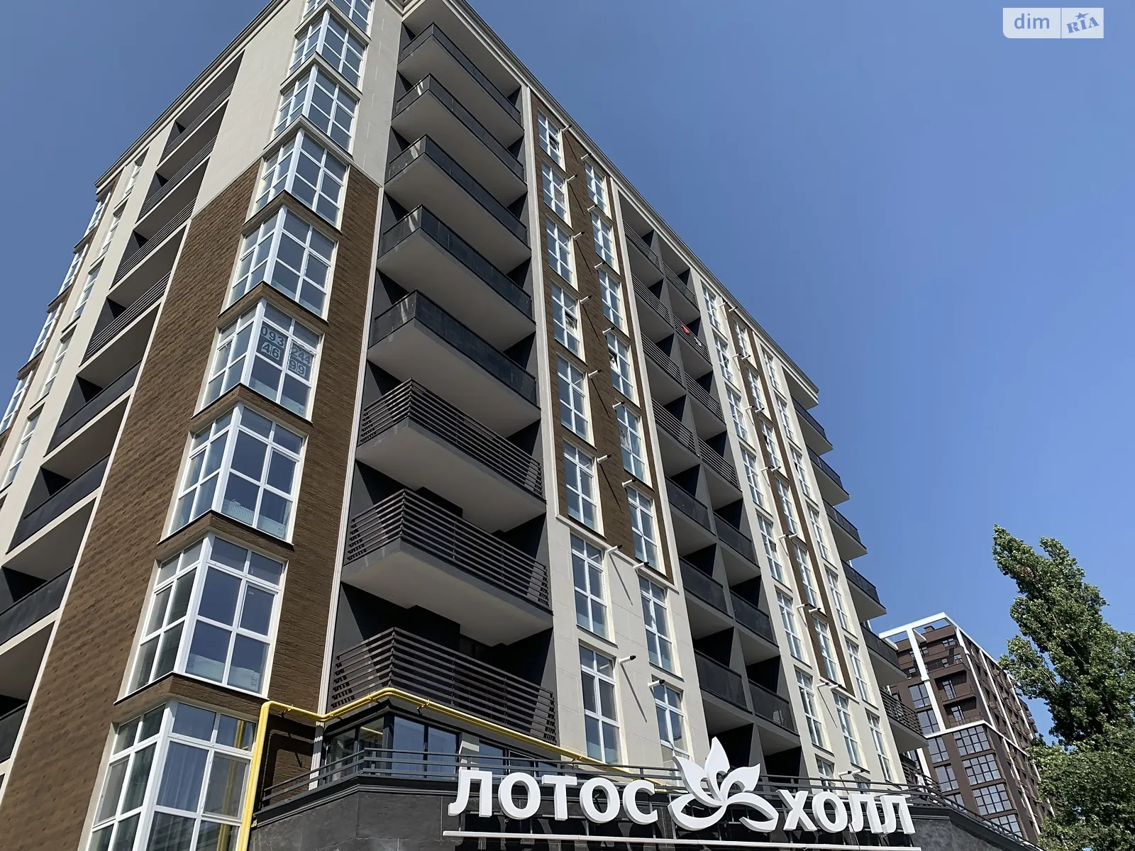 Продается 2-комнатная квартира 67.3 кв. м в Одессе, ул. Новаторов, 1А