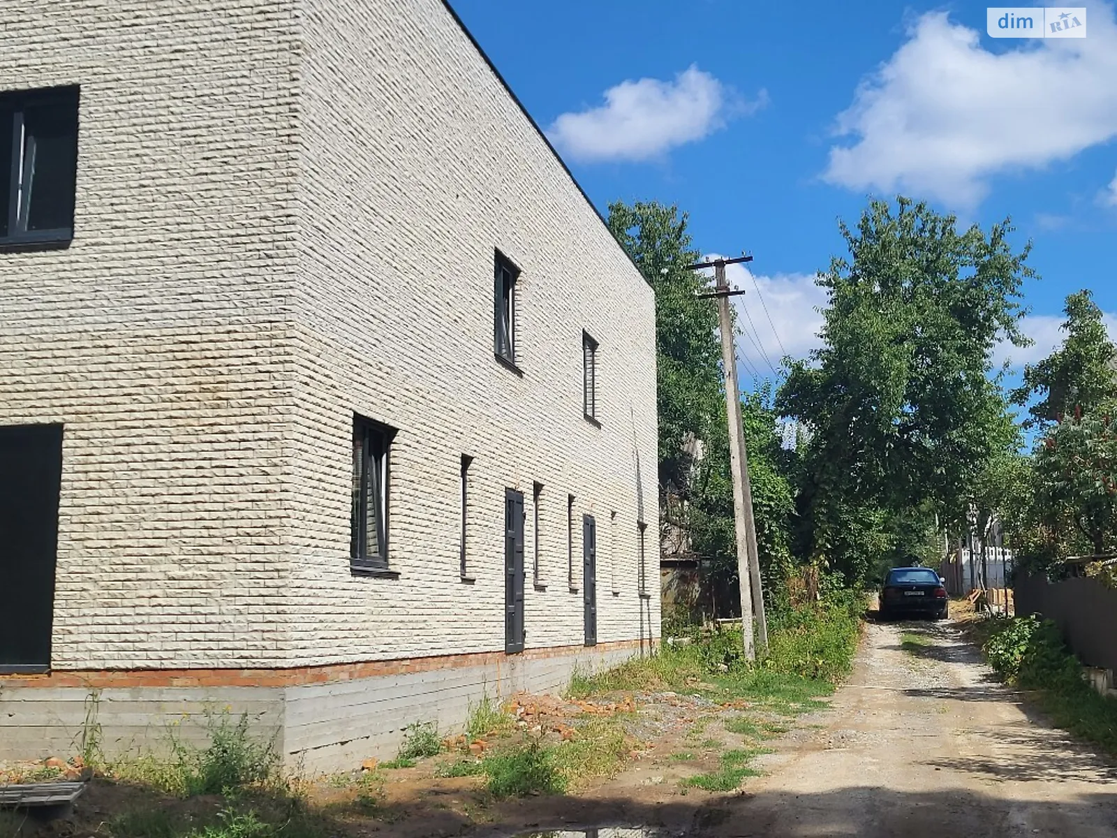 Продается часть дома 104 кв. м с камином, цена: 75000 $ - фото 1