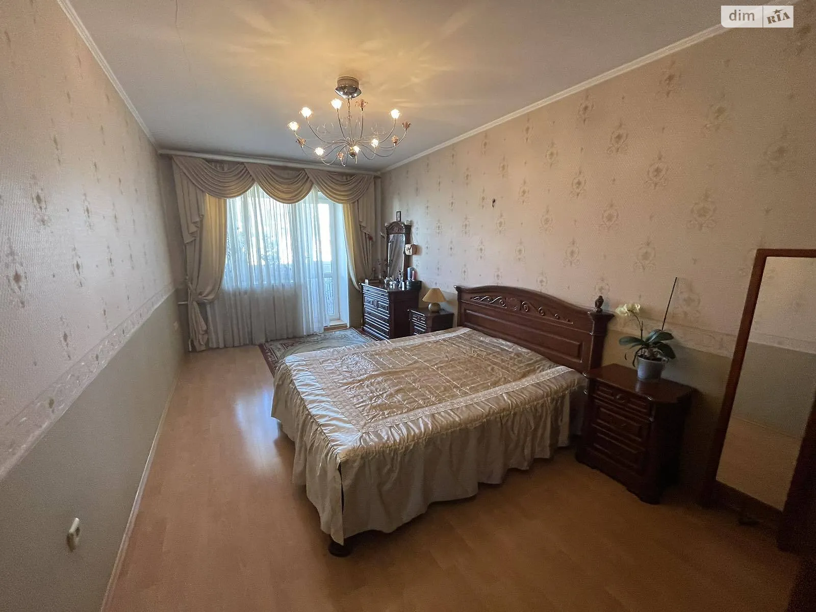Продается 4-комнатная квартира 200 кв. м в Черноморске - фото 2