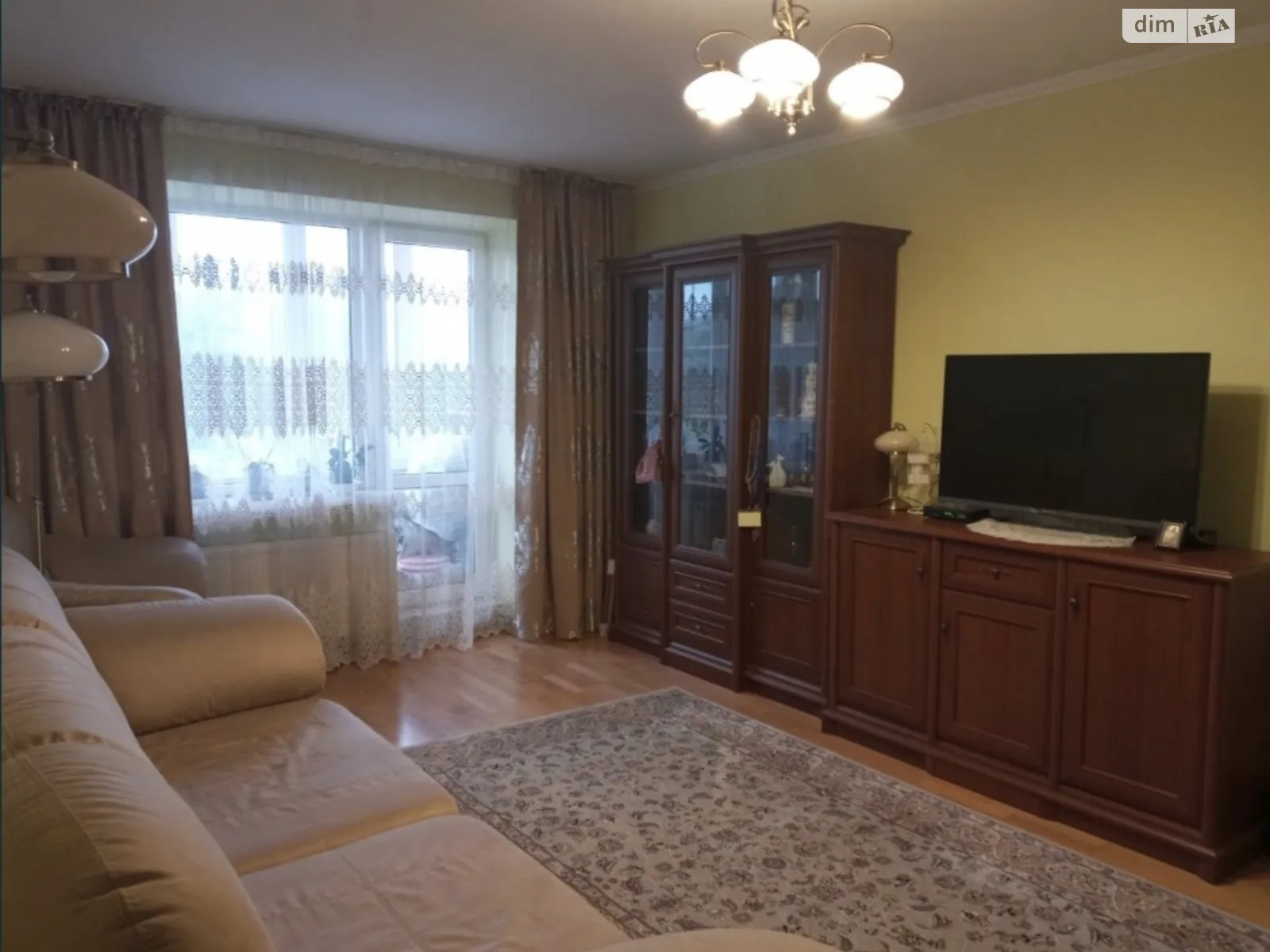 Продается комната 75 кв. м в Ужгороде, цена: 72000 $