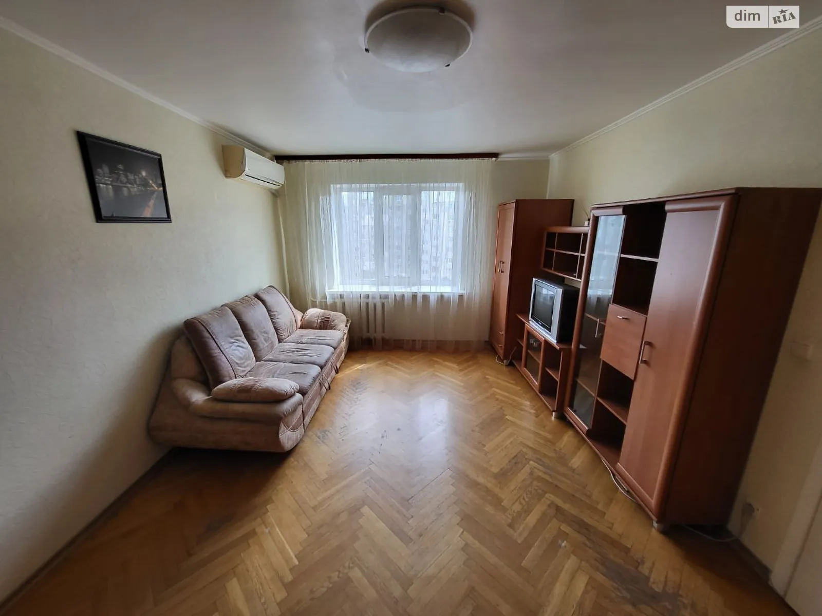 Сдается в аренду 1-комнатная квартира 40 кв. м в Киеве, ул. Анны Ахматовой