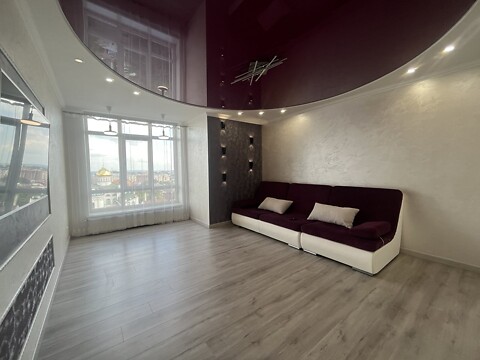 Продается 2-комнатная квартира 70 кв. м в Черновцах, ул. Буковинская